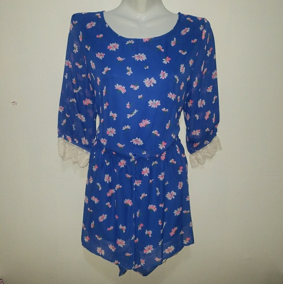 SOLD Royal blue and red romper - Picture 4 of 6